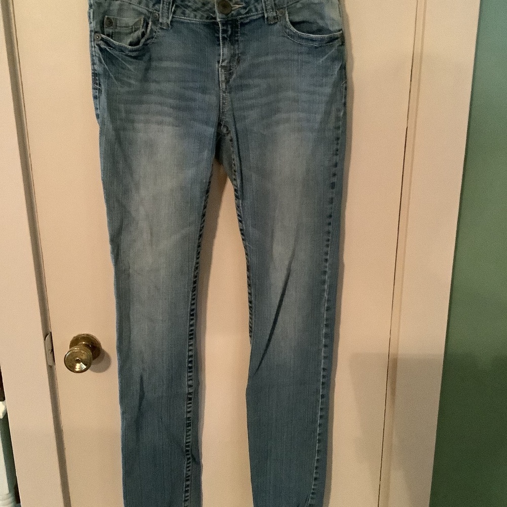 Aeropostale jeans size 9/10 long
